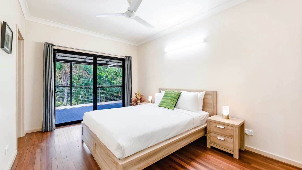 Photo of Bedroom in McMinns Lagoon