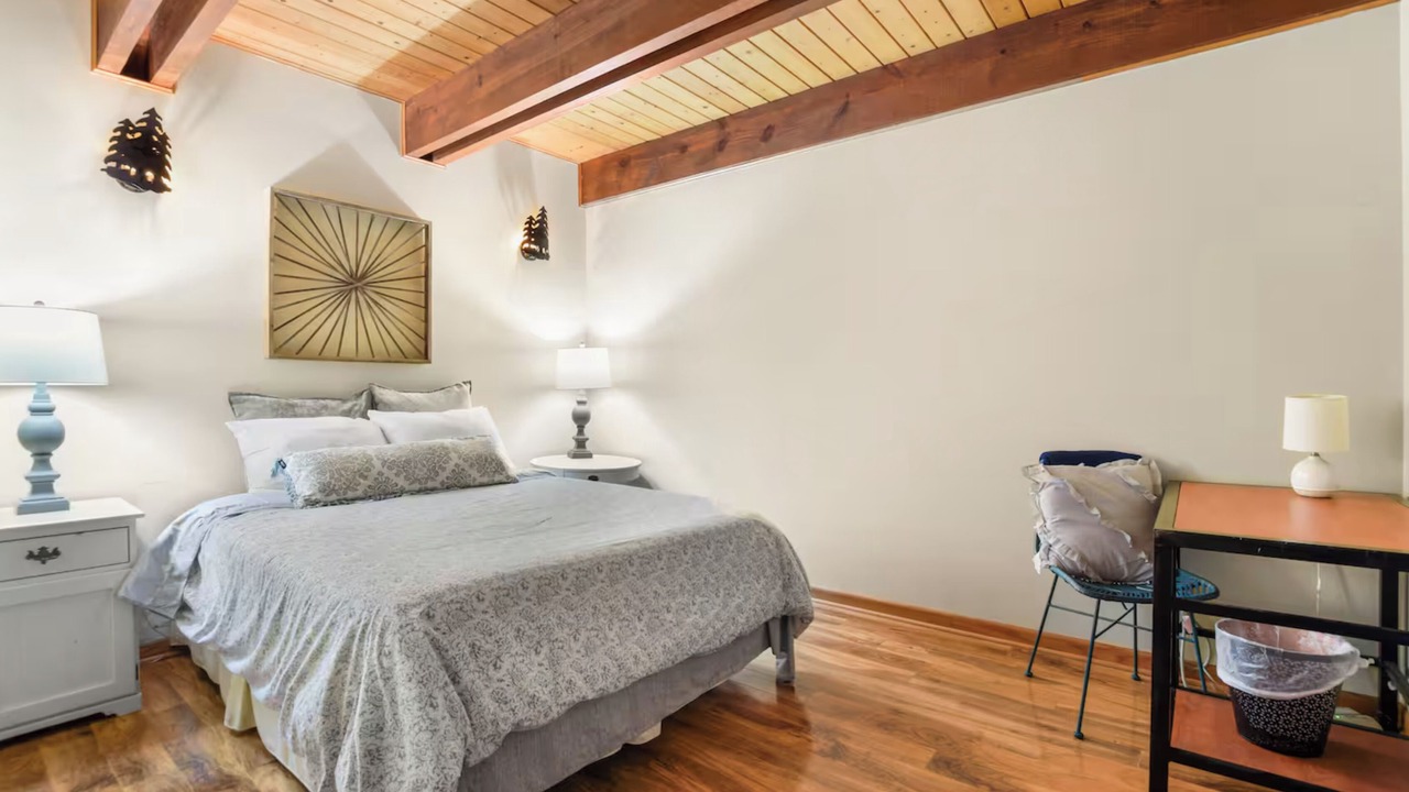 Photo of Bedroom in Merrimac