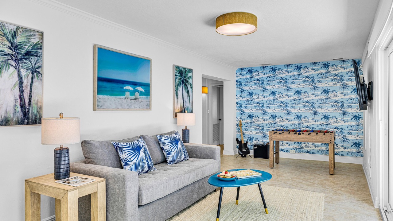 Photo of Livingroom in Lauderdale Beach