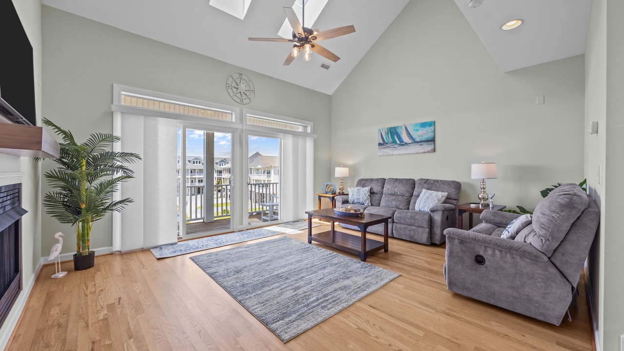 Photo of Livingroom in North Topsail Beach