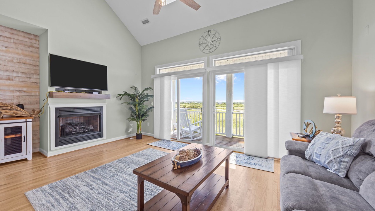 Photo of Livingroom in North Topsail Beach