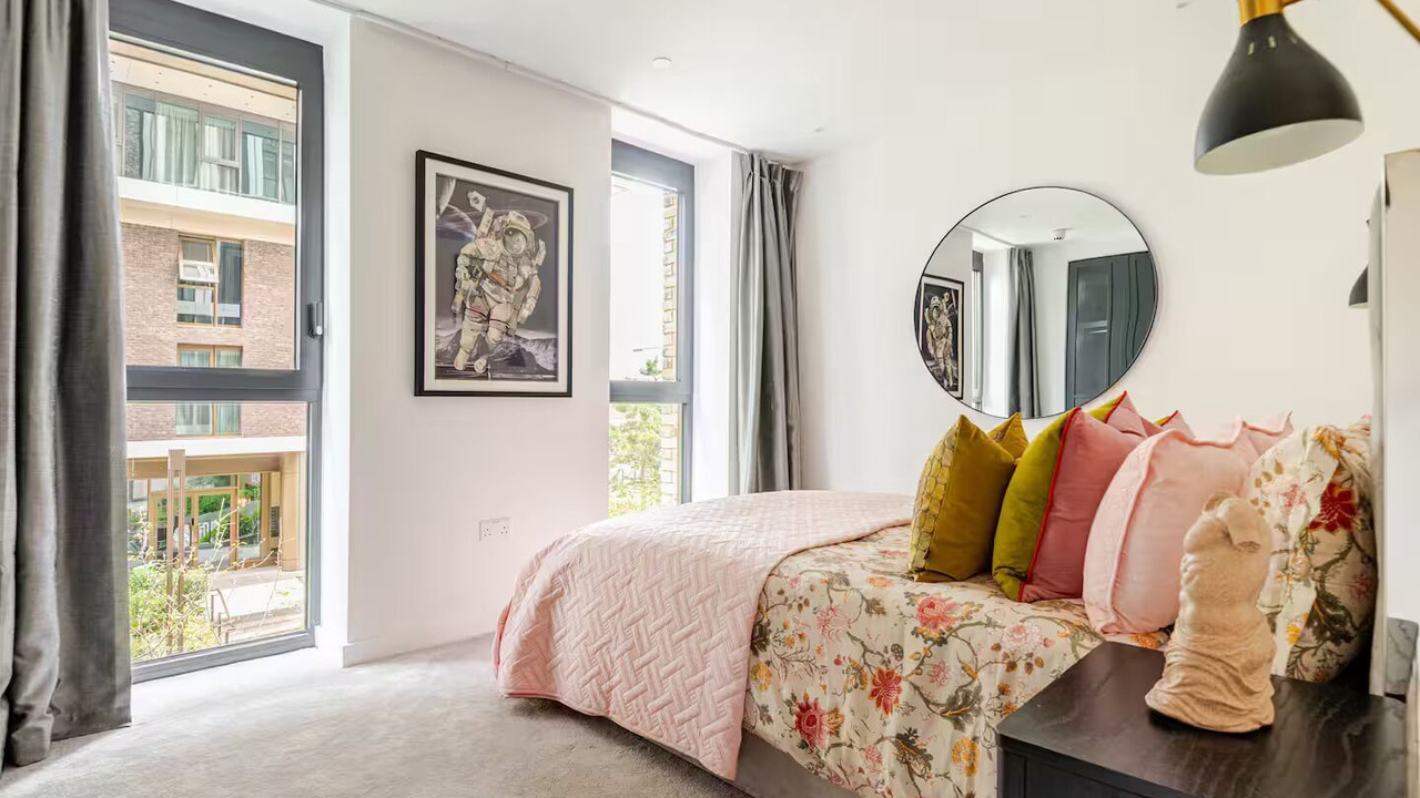 Photo of Bedroom in Wapping