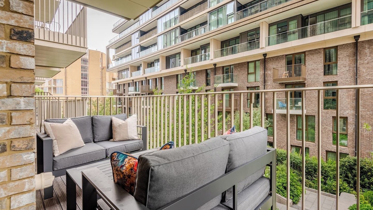 Photo of Outdoor in Wapping