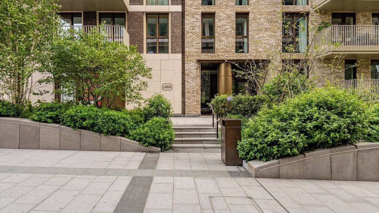 Photo of Outdoor in Wapping