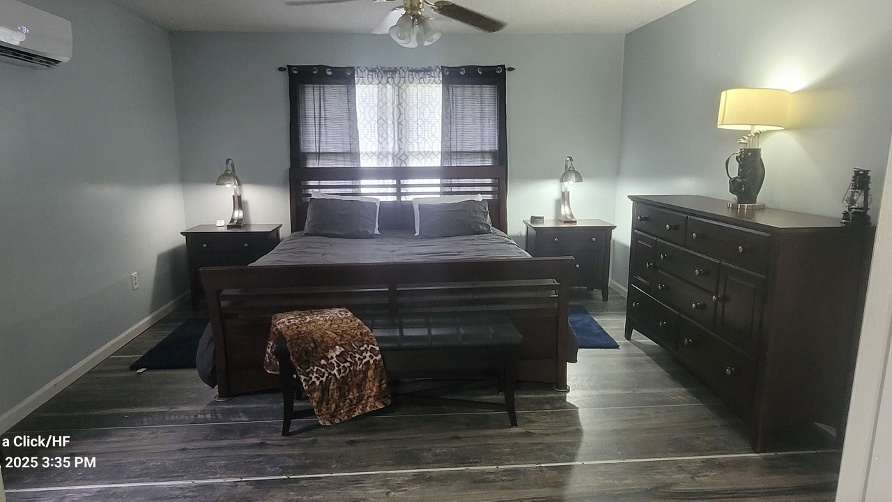Photo of Bedroom in Adairsville