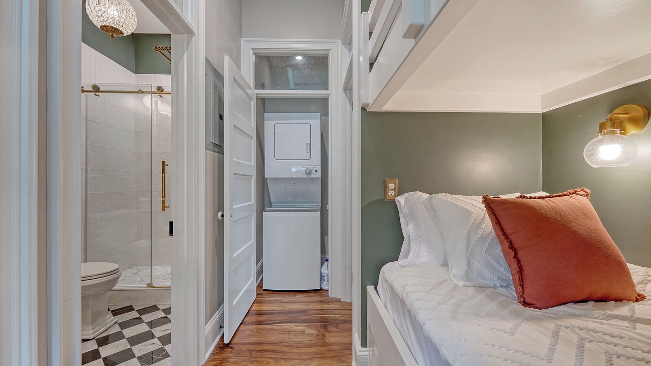 Photo of Bathroom in Summerville Historic District