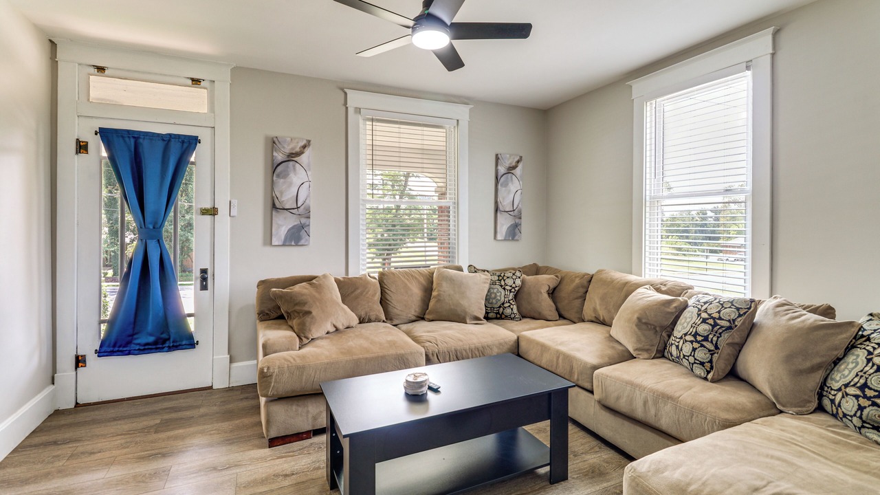 Photo of Livingroom in Columbia