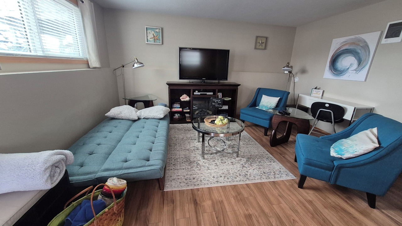 Photo of Livingroom in Sylvan Lake