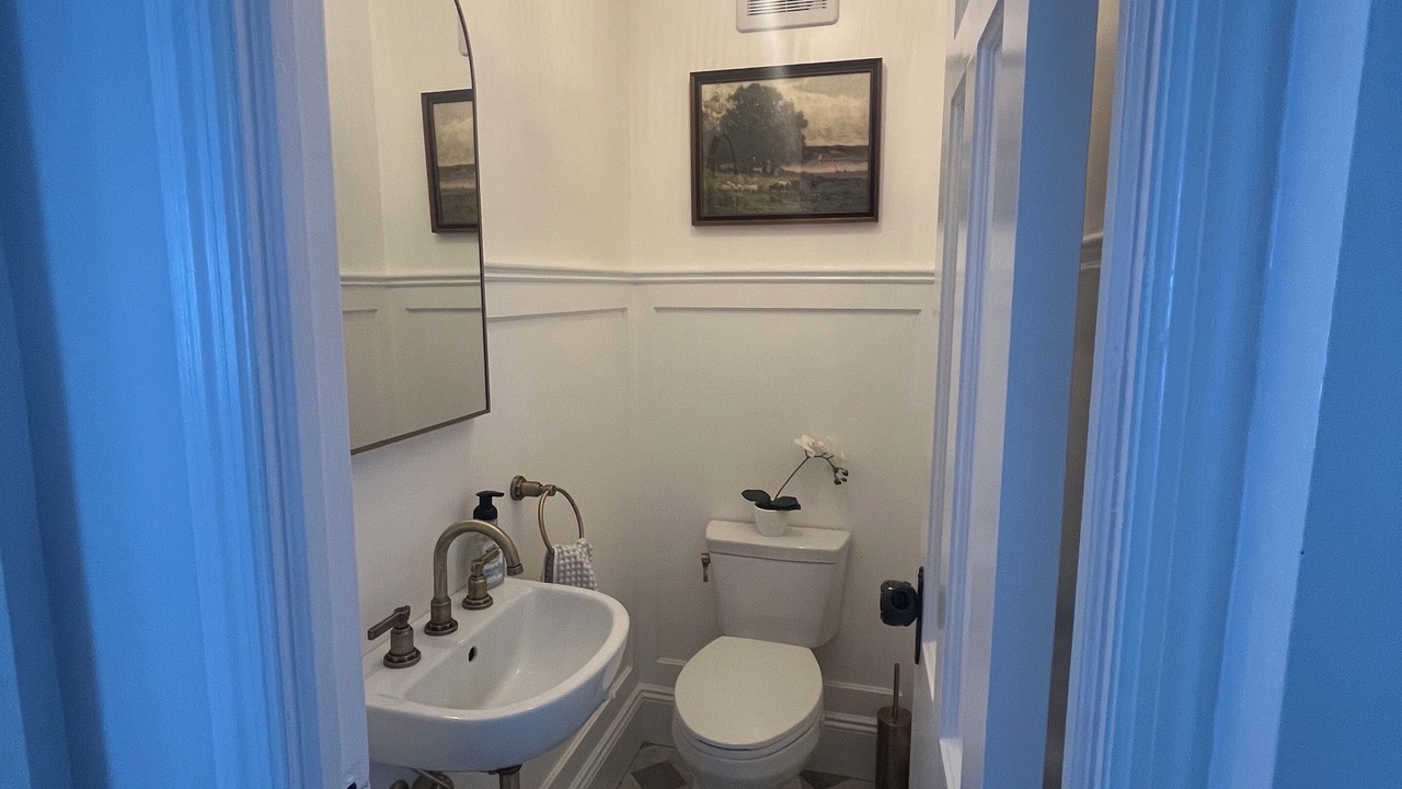 Photo of Bathroom in Farmingdale
