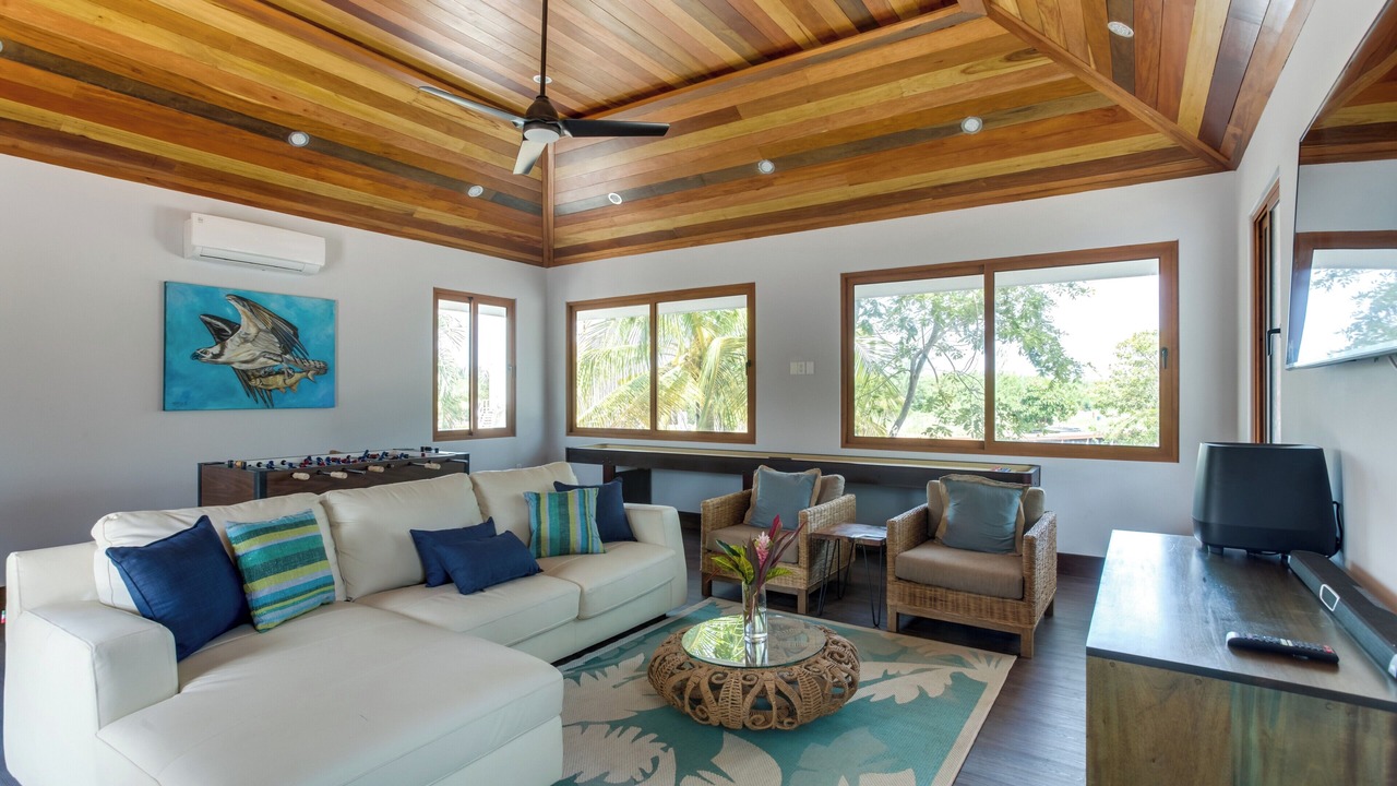Photo of Livingroom in Placencia