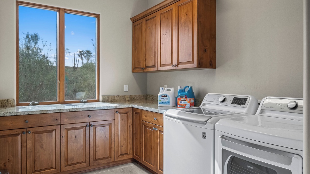Photo of Bedroom in Gold Canyon