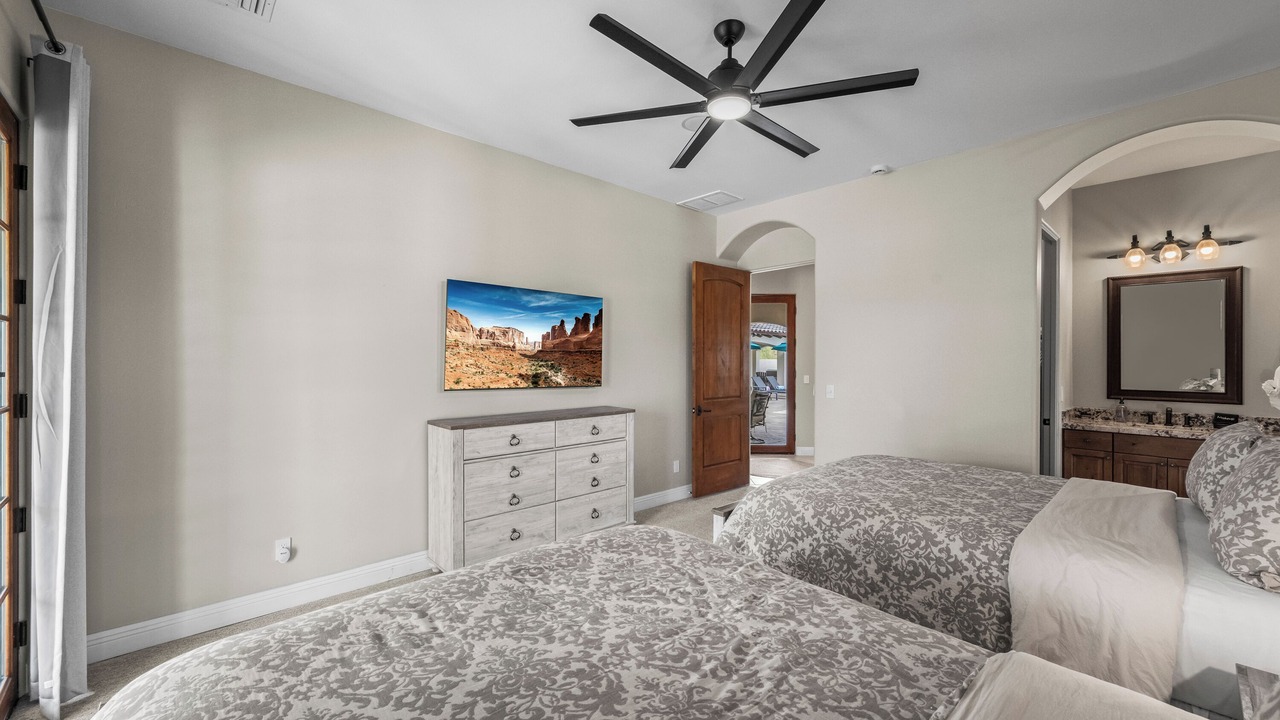 Photo of Bedroom in Gold Canyon