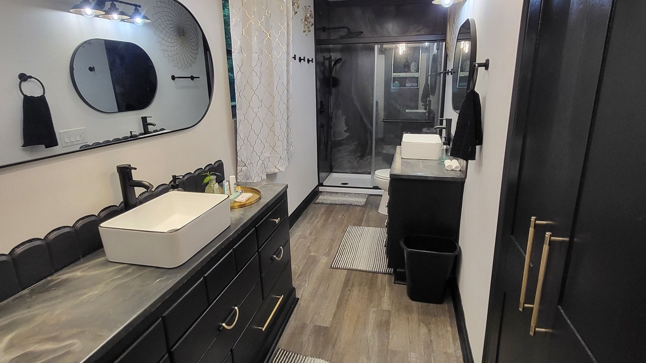 Photo of Bathroom in Kannapolis