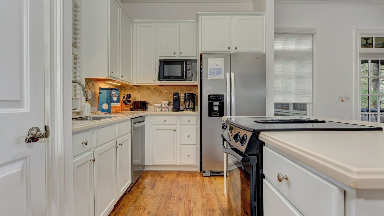 Photo of Kitchen in Big Canoe