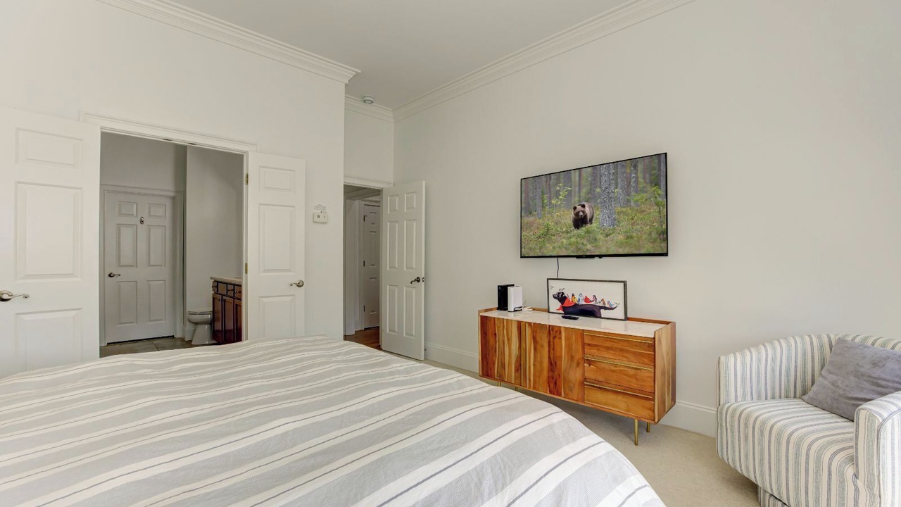 Photo of Bedroom in Big Canoe