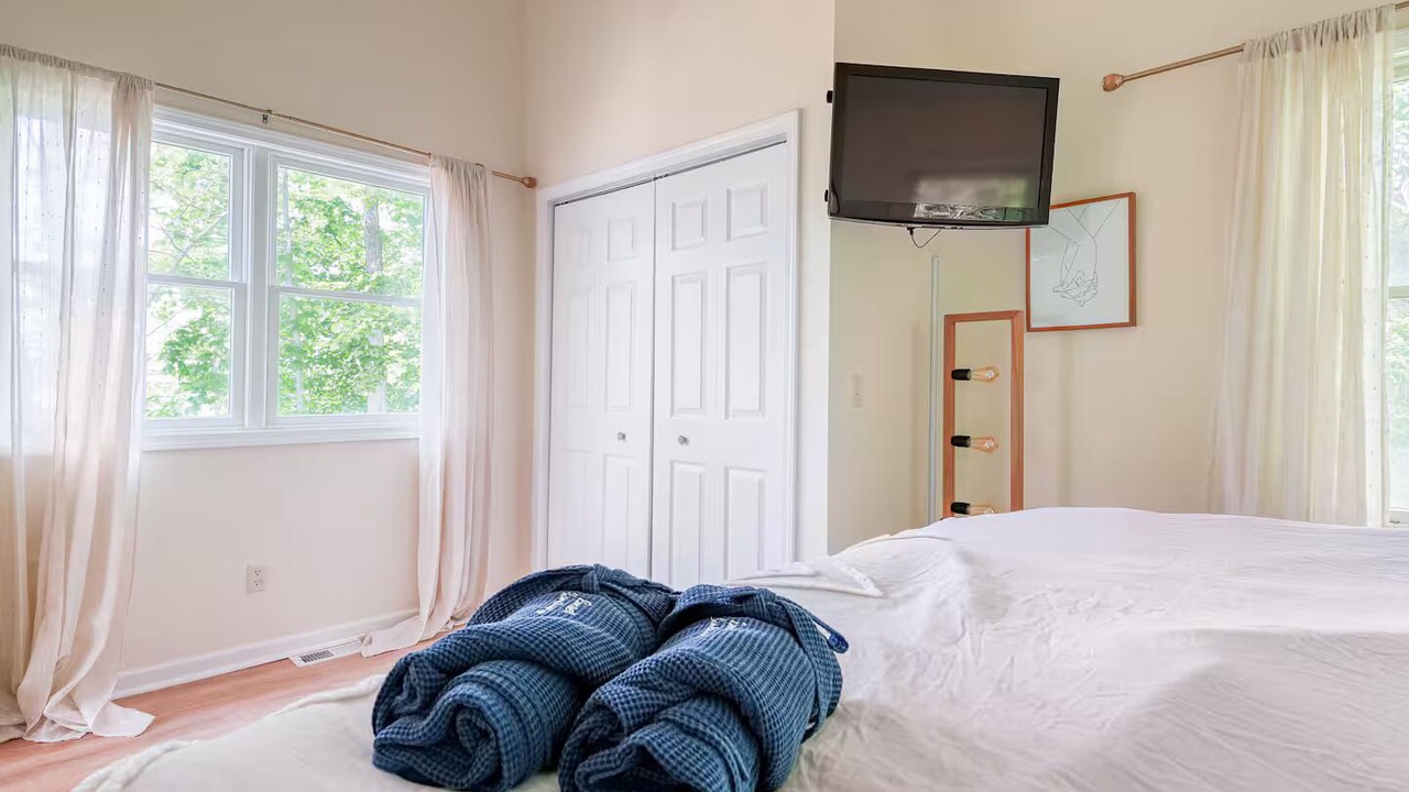 Photo of Bedroom in Rushville
