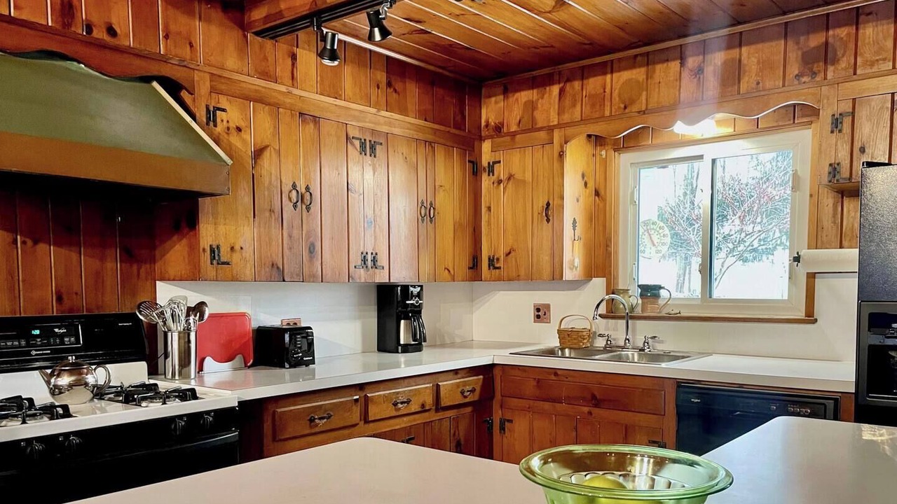 Photo of Kitchen in White Mills