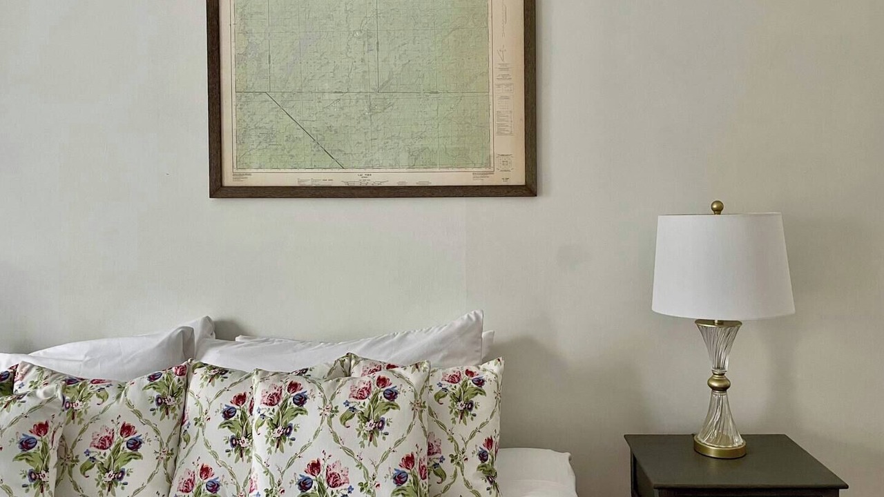 Photo of Bedroom in White Mills