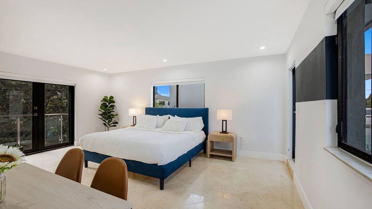 Photo of Bedroom in The Roads