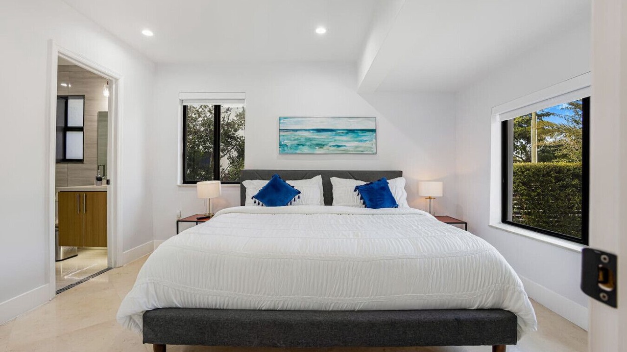 Photo of Bedroom in The Roads
