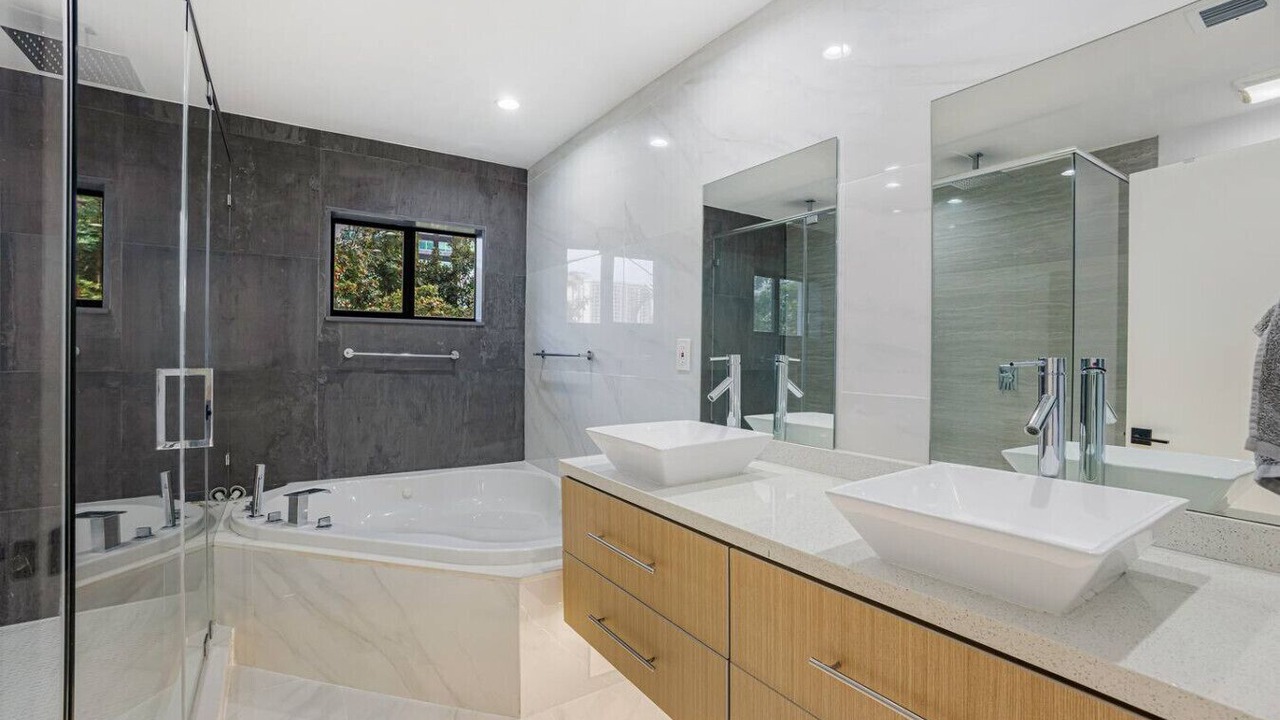 Photo of Bathroom in The Roads