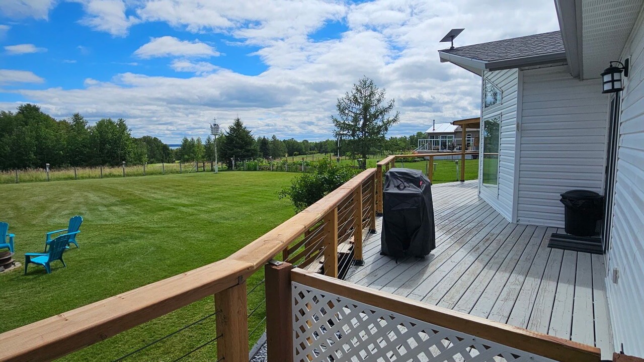Photo of Patio Balcony in Parkland Beach