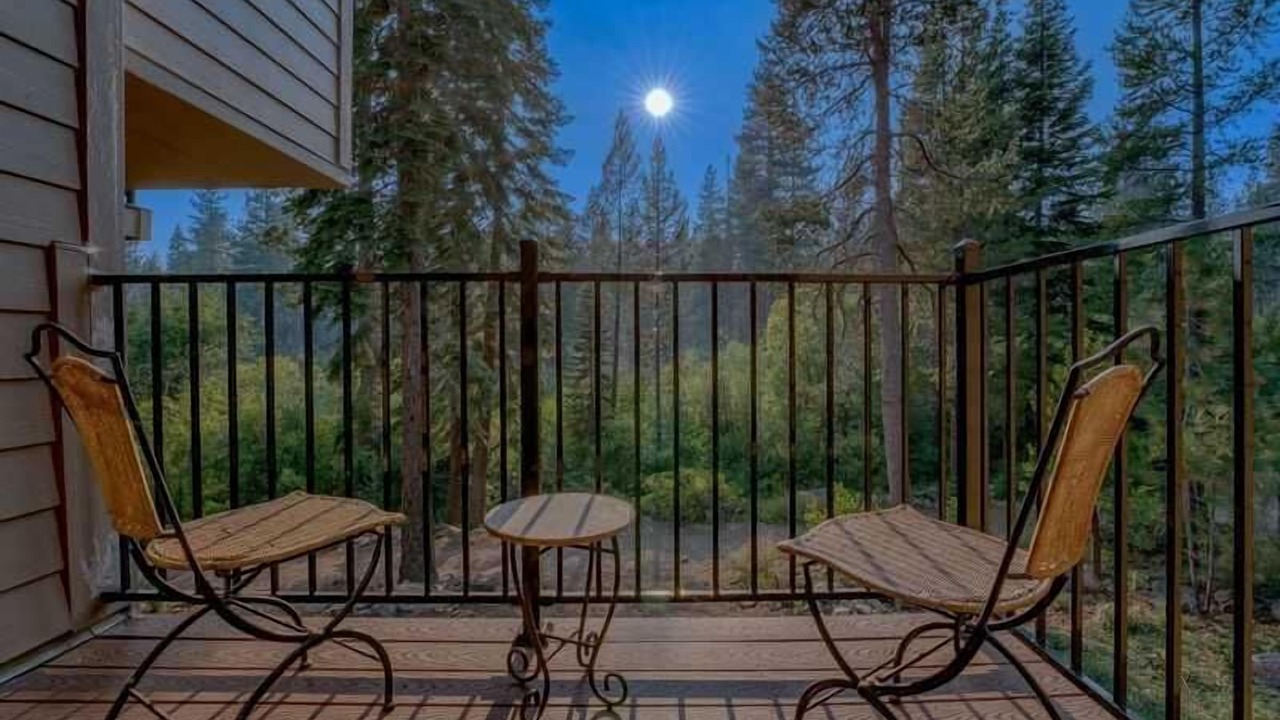 Photo of Patio Balcony in Carnelian Woods