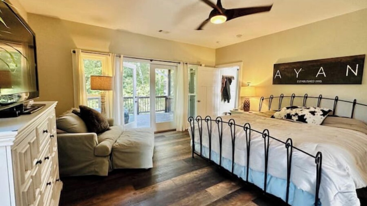 Photo of Bedroom in Canton