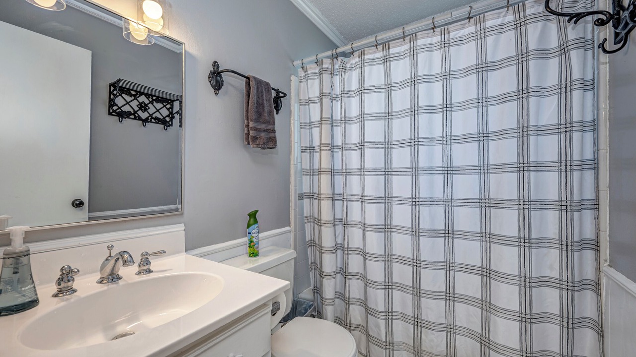 Photo of Bathroom in Midwest City