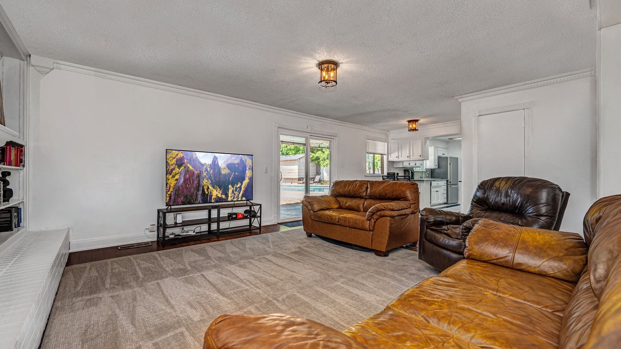 Photo of Livingroom in Midwest City