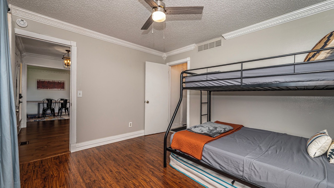 Photo of Bedroom in Midwest City
