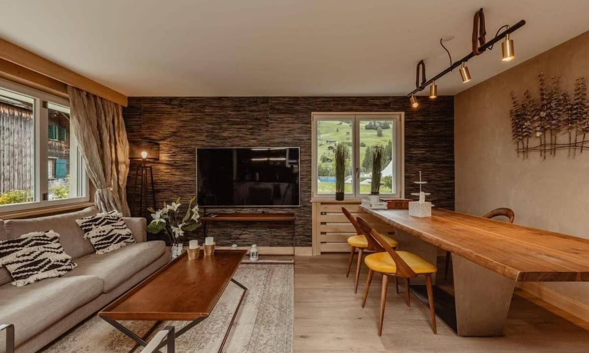 Photo of Livingroom in Zweisimmen Nr Gstaad