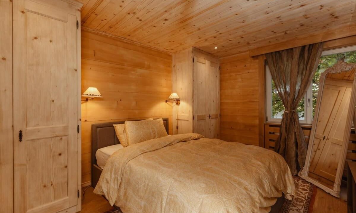 Photo of Bedroom in Zweisimmen Nr Gstaad