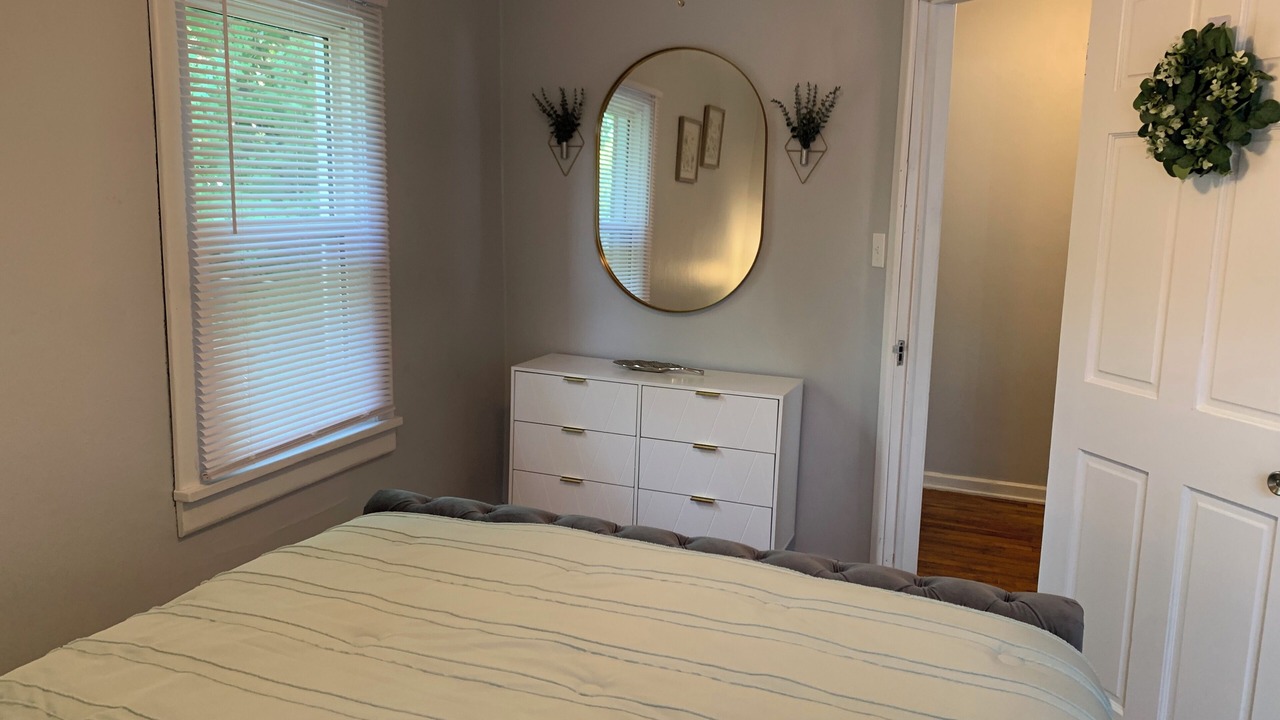 Photo of Bedroom in Mount Vernon