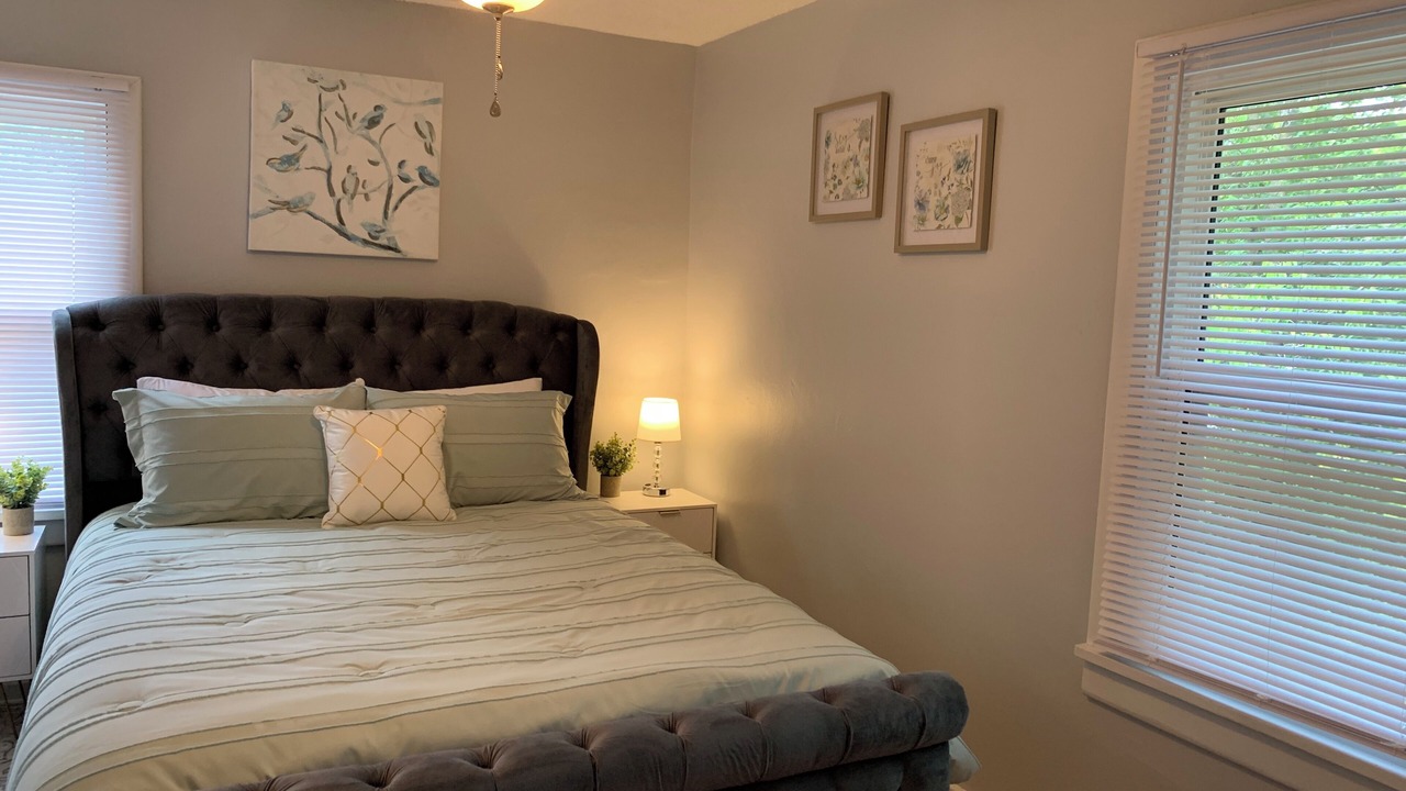 Photo of Bedroom in Mount Vernon