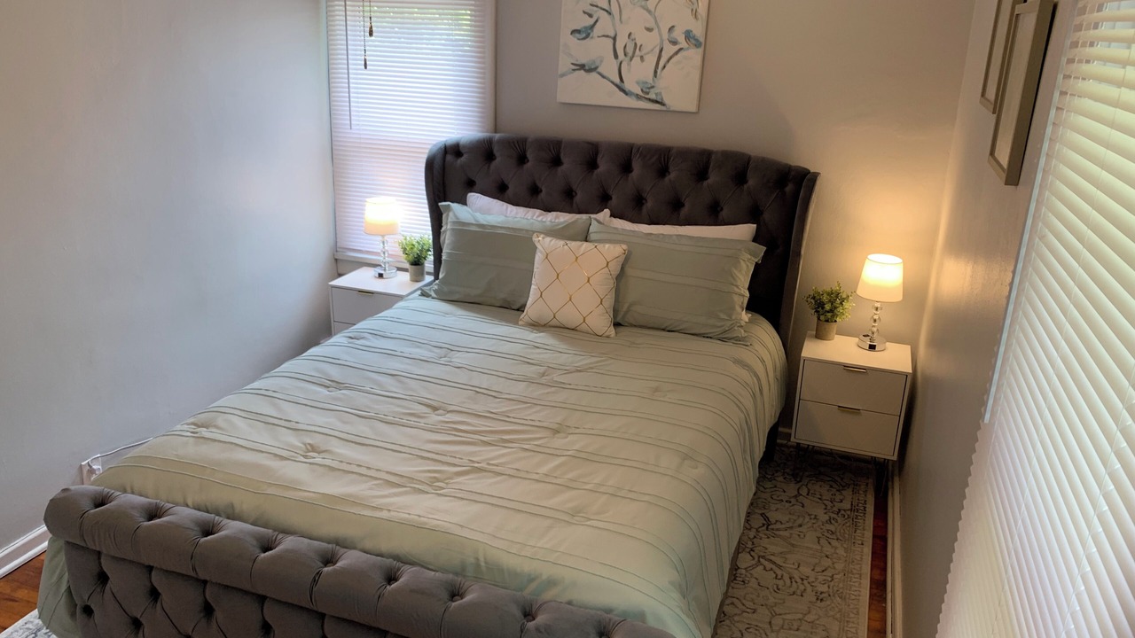 Photo of Bedroom in Mount Vernon