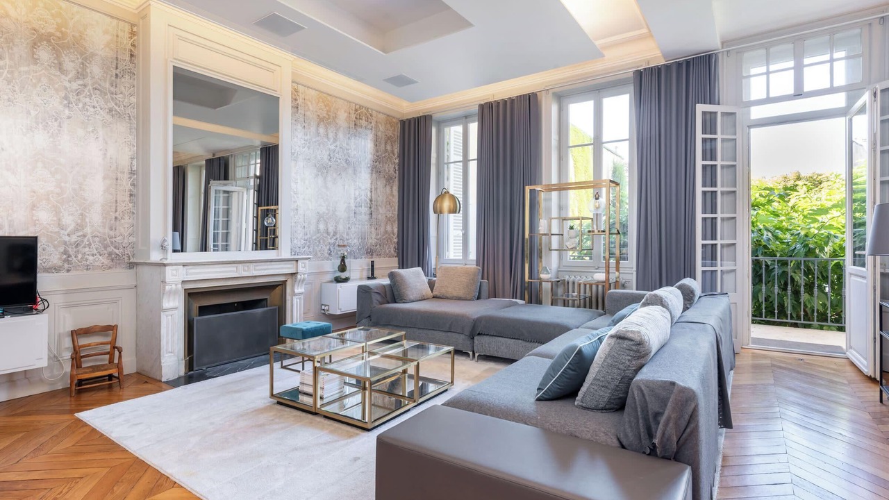 Photo of Livingroom in Croix Rousse