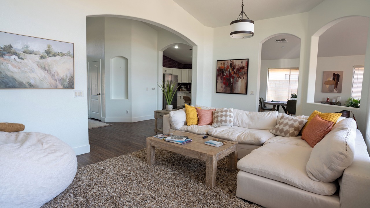 Photo of Livingroom in Maricopa