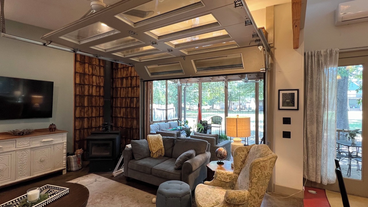 Photo of Livingroom in Northport