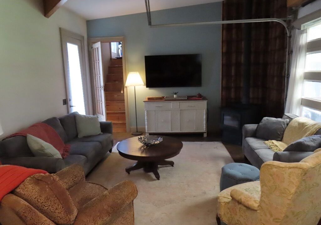 Photo of Livingroom in Northport