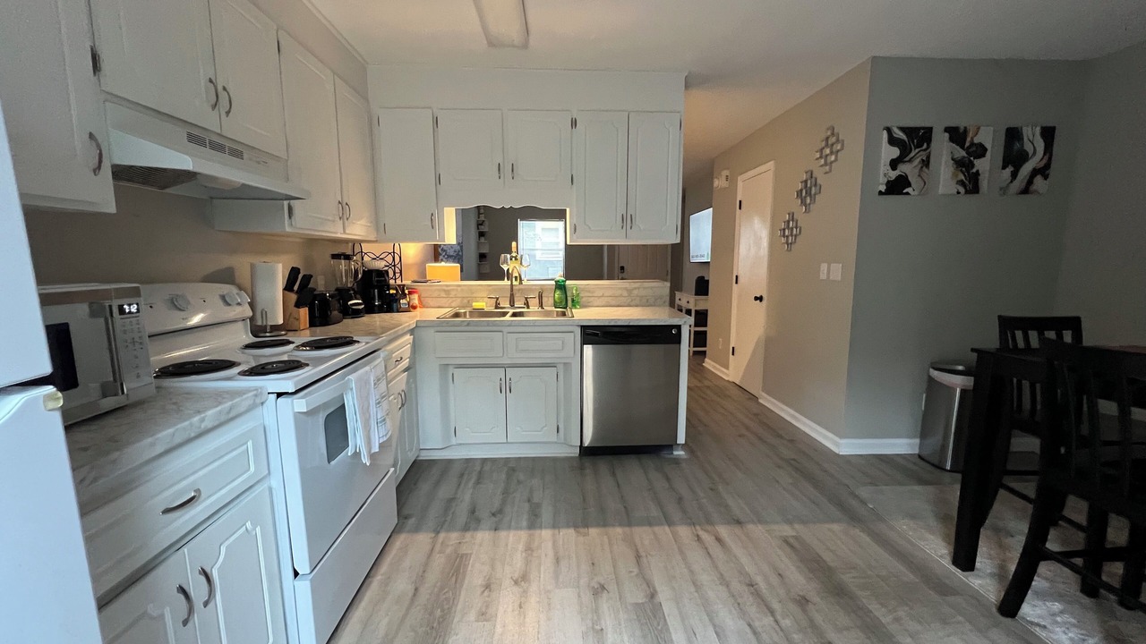 Photo of Kitchen in Crescent Beach