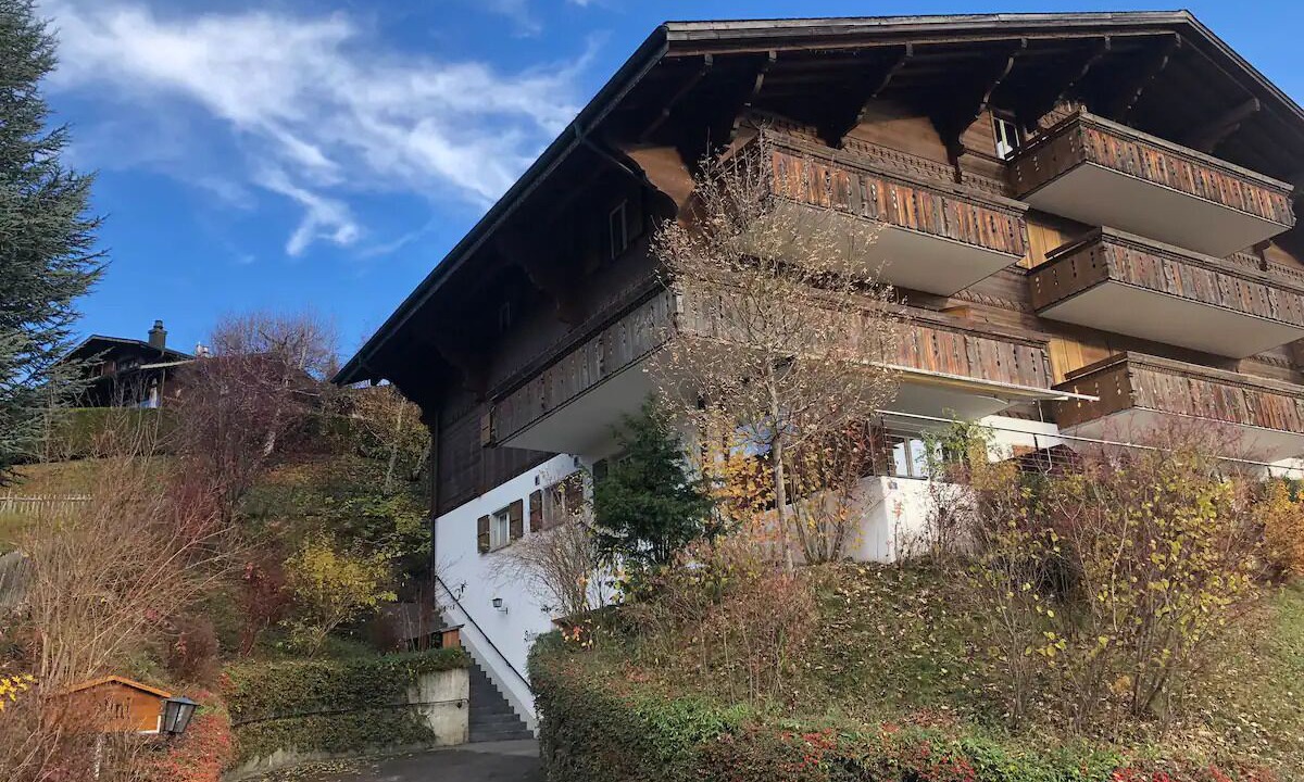 Photo of Patio Balcony in Zweisimmen Nr Gstaad