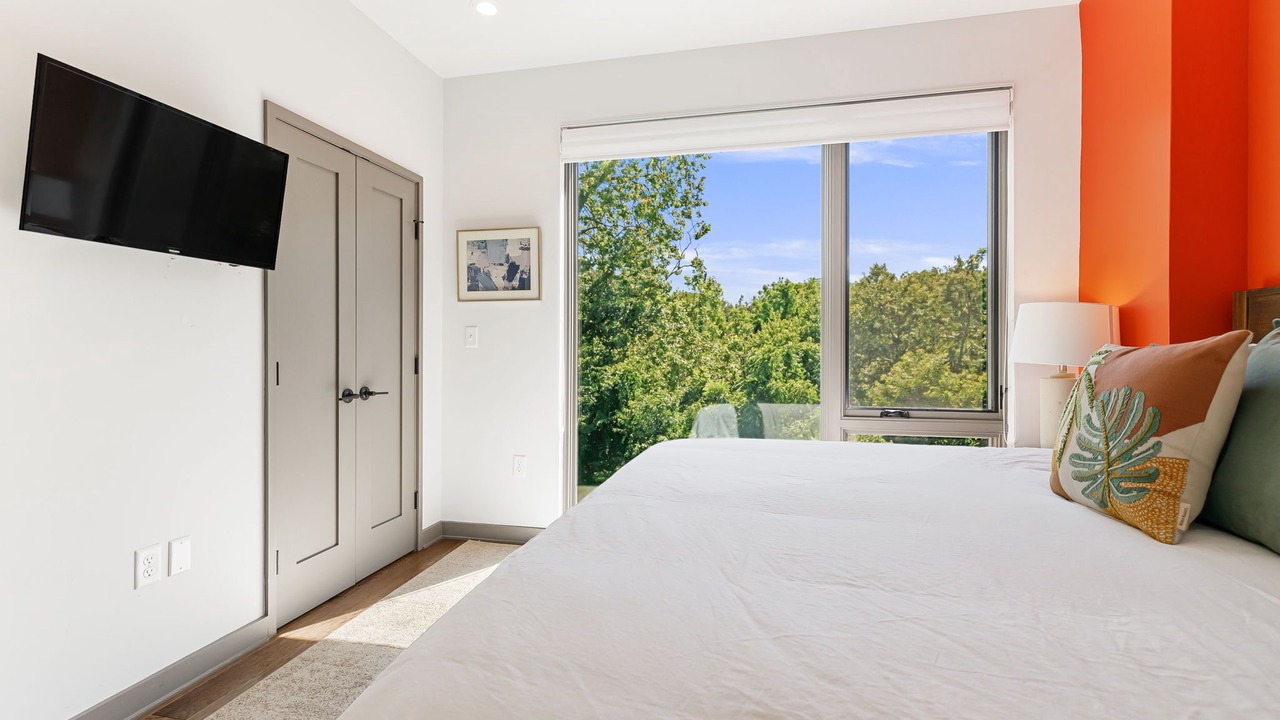 Photo of Bedroom in Historic Montford