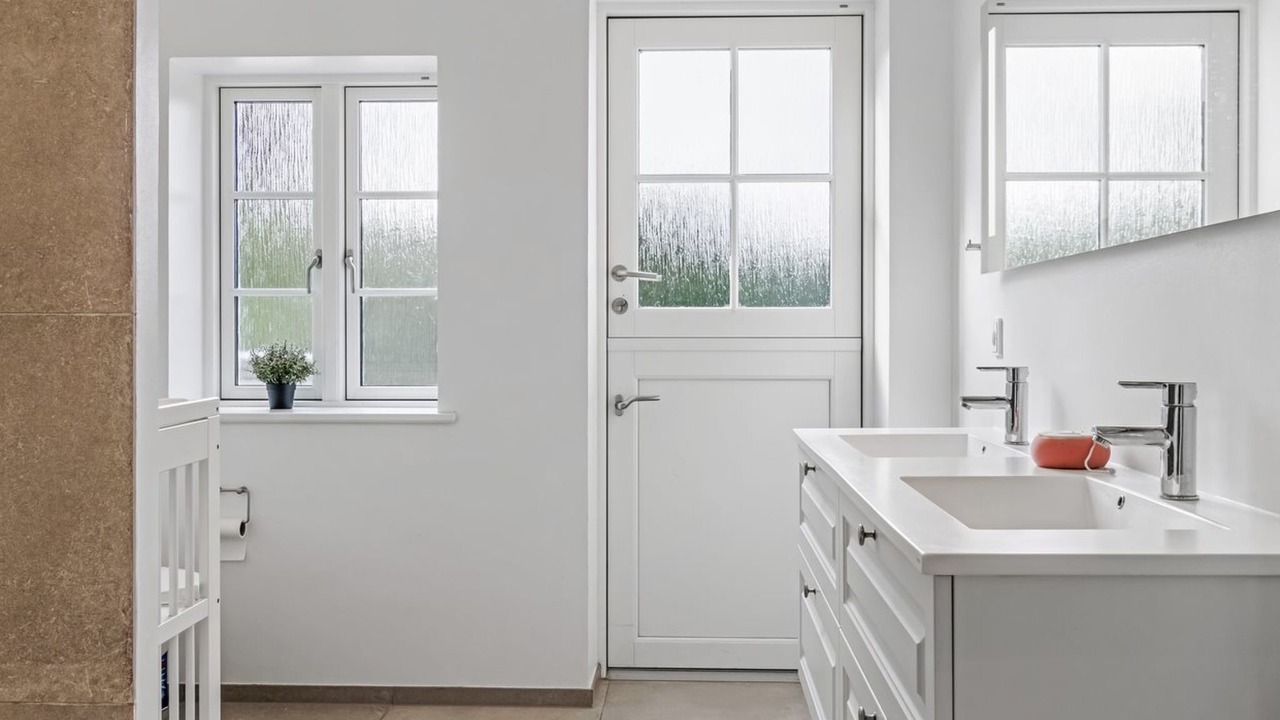 Photo of Bathroom in Gram