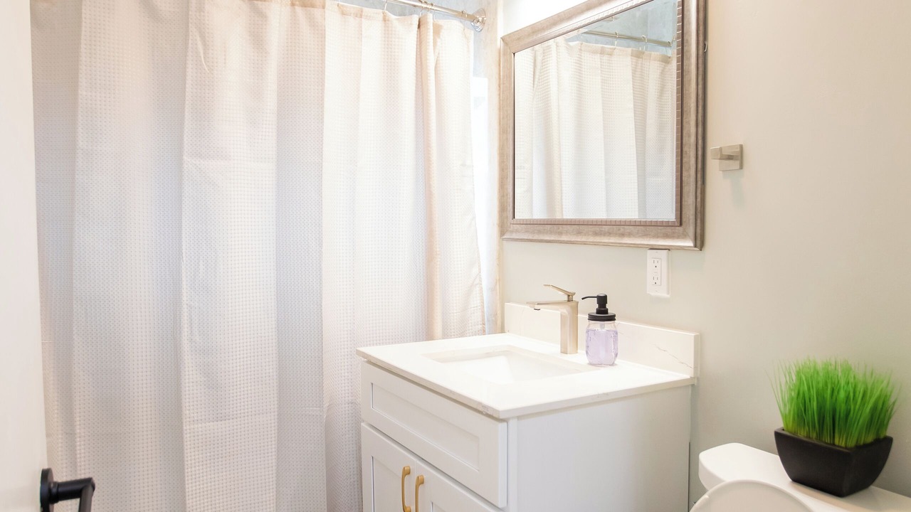 Photo of Bathroom in Willow Glen