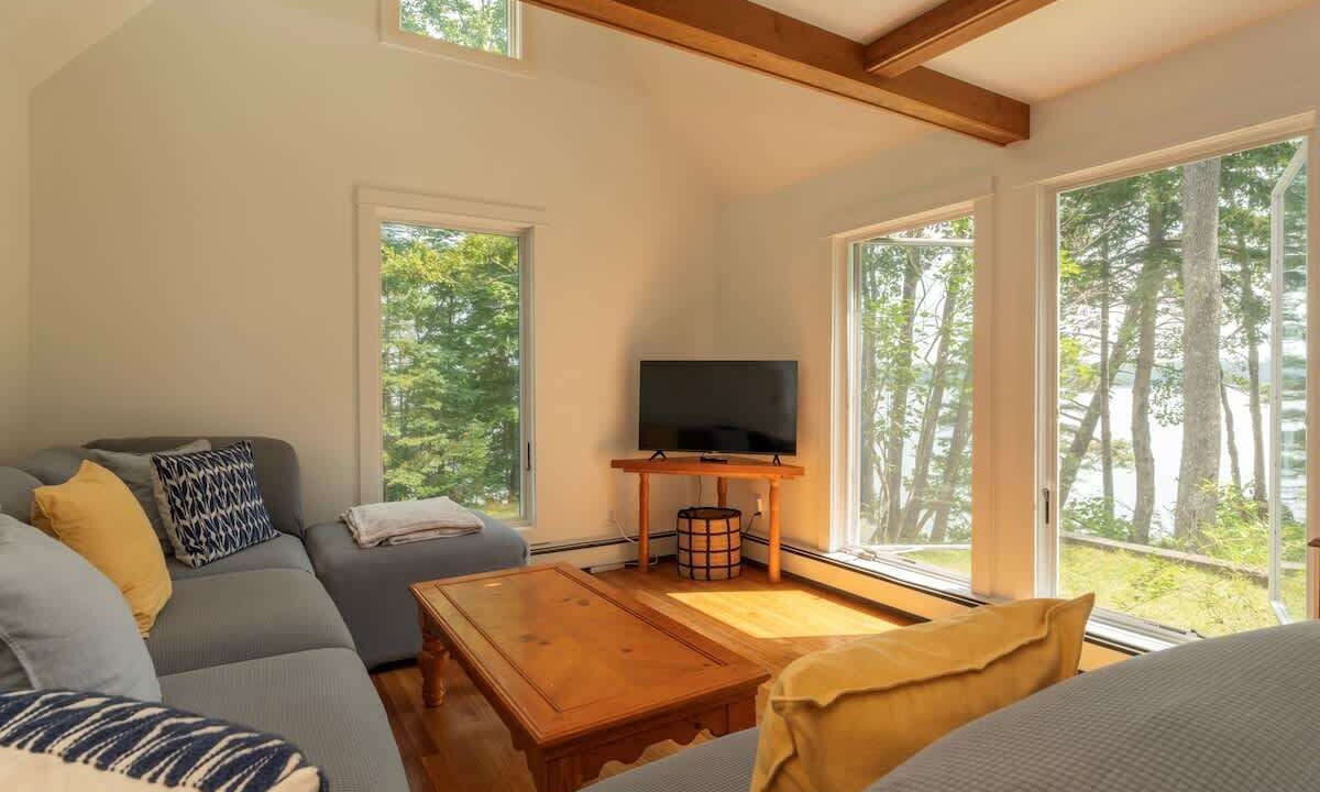 Photo of Livingroom in Blue Hill