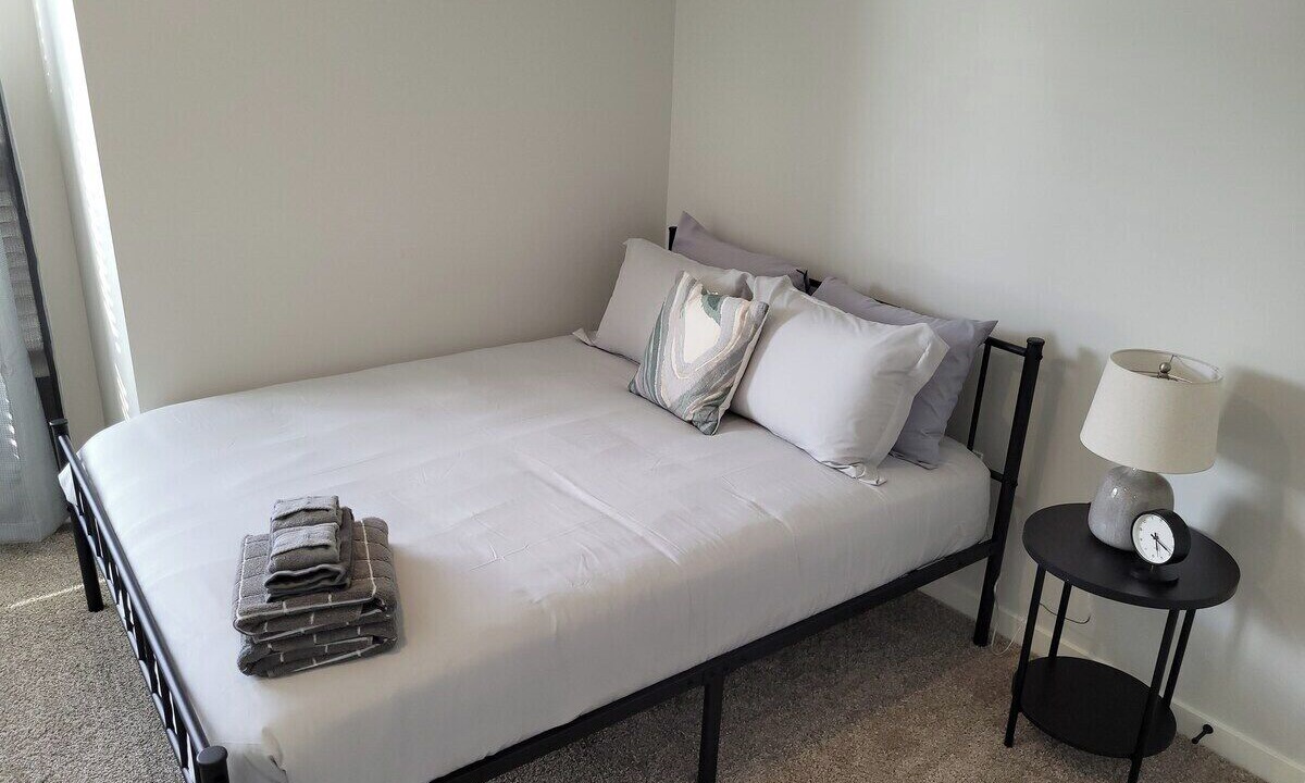 Photo of Bedroom in Elkhorn