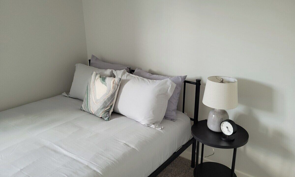 Photo of Bedroom in Elkhorn