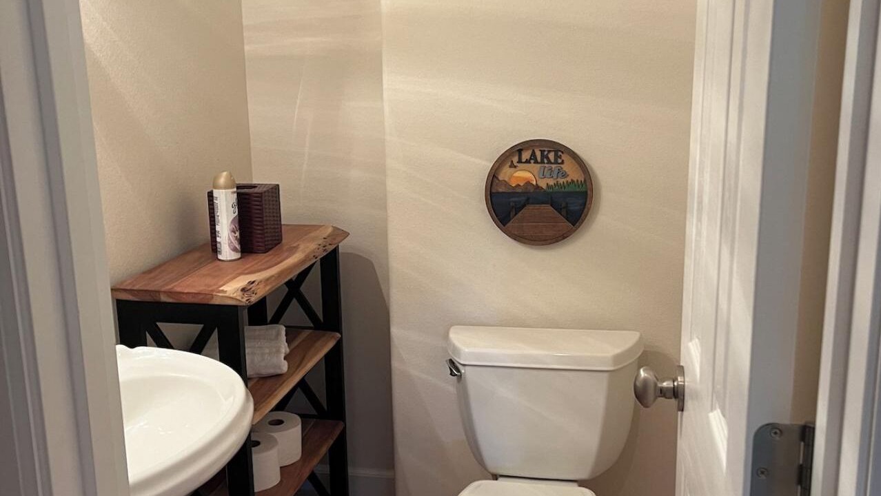 Photo of Bathroom in Roach