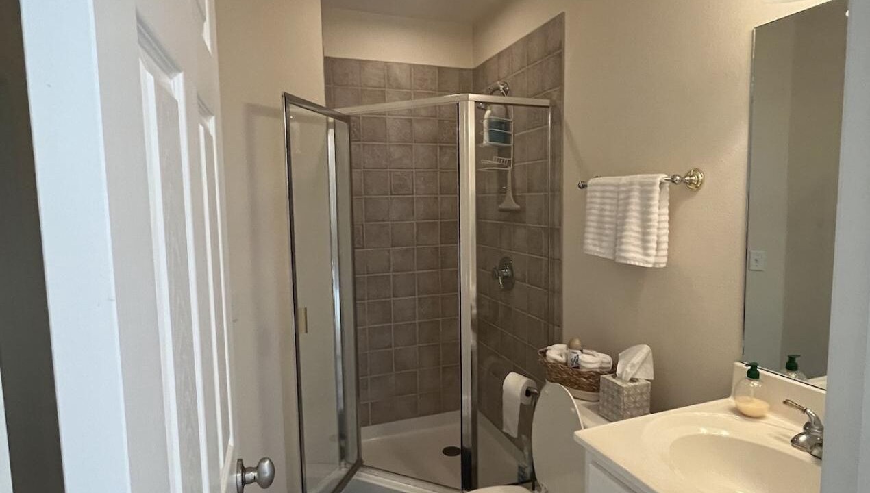 Photo of Bathroom in Roach